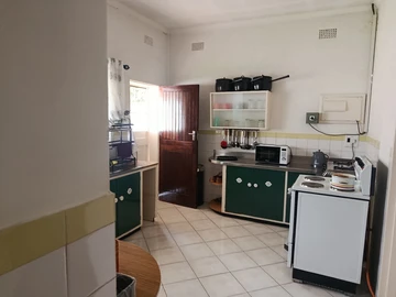 3 Bedroom Garden Flat