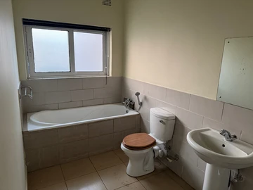 2 Bedroom Garden Flat