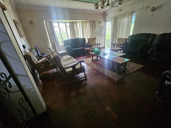 5 Bedroom House