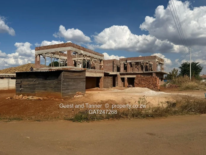 House for Sale in Fairview Gated Community - Westgate.