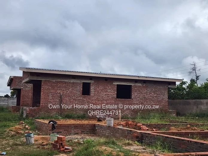 Park Meadowlands Hatfield incomplete clusters house