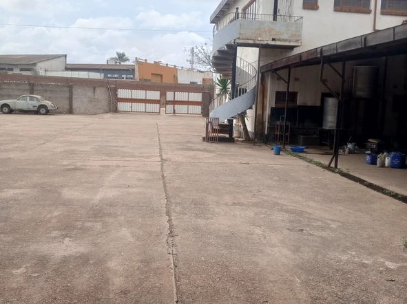 Warehouse & Factory
