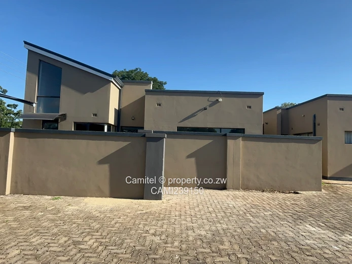 Avondale West 3 bedroom Townhouse 