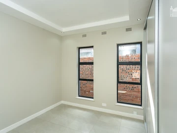 4 Bedroom Garden Flat