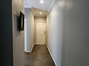 2 Bedroom Garden Flat