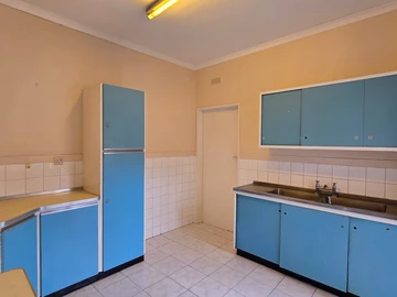 2 Bedroom Garden Flat
