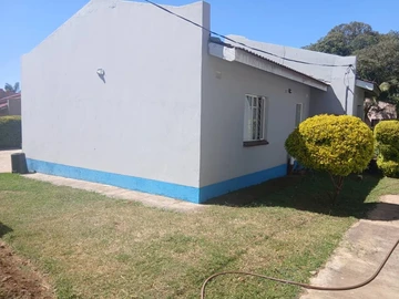 4 Bedroom Garden Flat