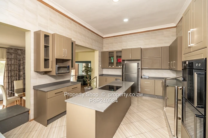 Enough space for a big family (Sole Mandate)