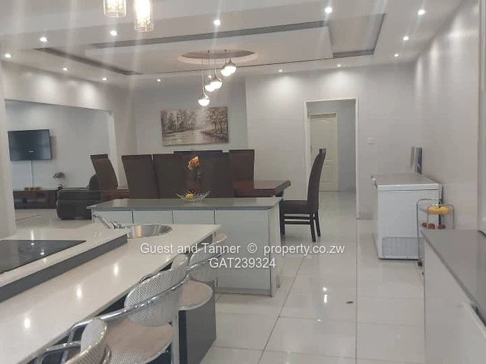 Luxurious 5-Bedroom House in Sandton Phase 1  with Clean Title