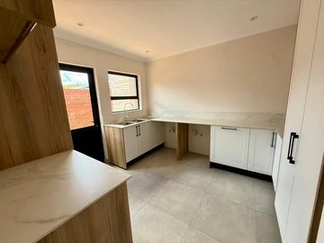 14 Unit Townhouse Complex