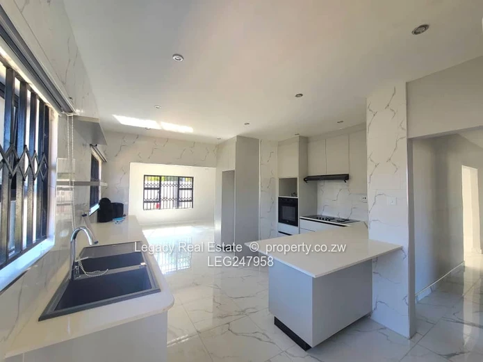 Prime Bluffhill Westgate Rental Opportunity,Stylish And Secure Home For Rent In Bluffhill