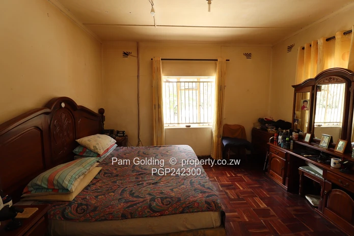 Prospect Park – Prime Land with 3-Bedroom Home (Sole Mandate)