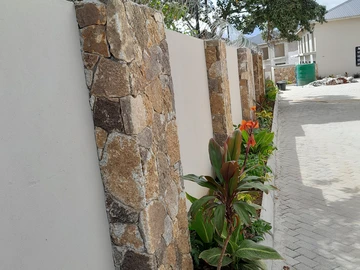 2 Bedroom Garden Flat