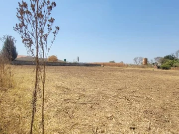 Commercial & Industrial Land