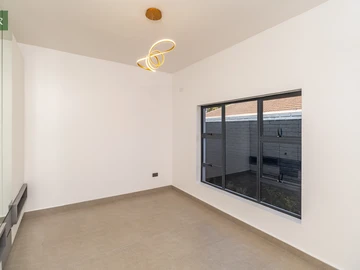 4 Bedroom Garden Flat