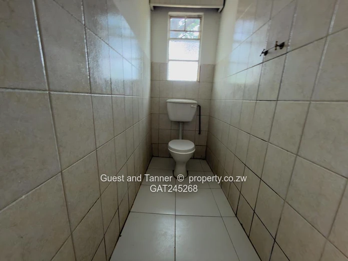  6-Bedroom House For Sale In Old Marlborough