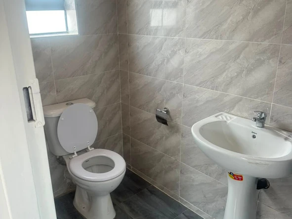 3 Bedroom Garden Flat