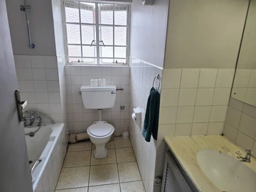 3 Bedroom Garden Flat