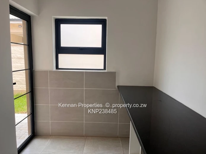 3 Bedroomed Unit Available to Rent!