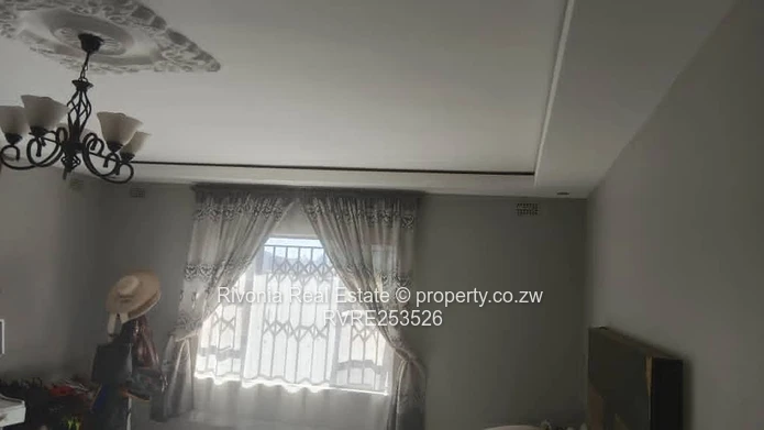 Mount Pleasant Heights: 5-Bed Home w/ Borehole & Solar
