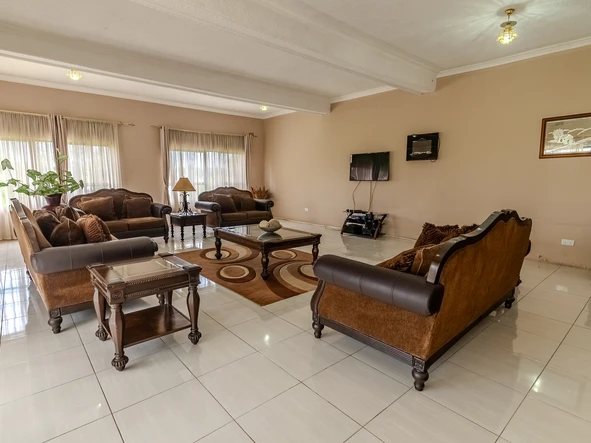 Farm & Agricultural Land