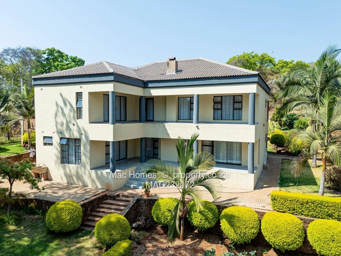 Double storey for sale in New Glen lorne