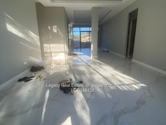 Contemporary Crowhill House Ready For Immediate Occupation