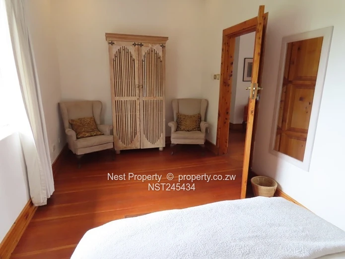 Unique Location in Highlands! (Sole Mandate)