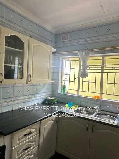 Bloomingdale 6-Bed Home