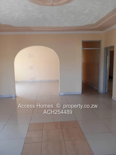 Zengeza 3 House for rent 