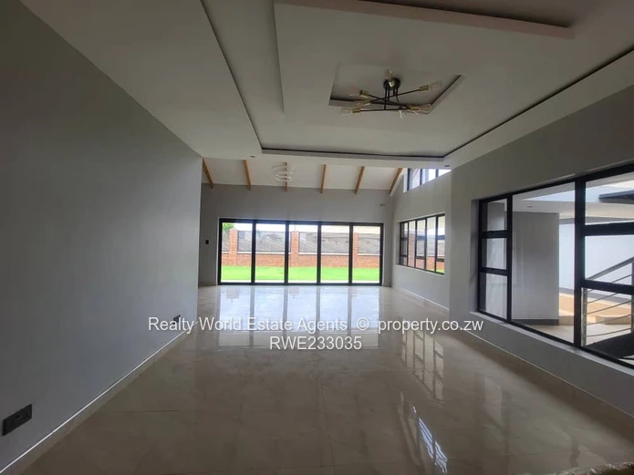 For Sale: Elegant 5-Bedroom Home with Cottage & Pool – Mt Pleasant Heights