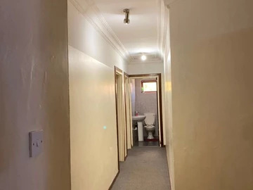 9 Bedroom House