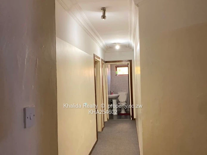 Borrowdale Brooke – Double-Storey House For Sale (Sole Mandate)