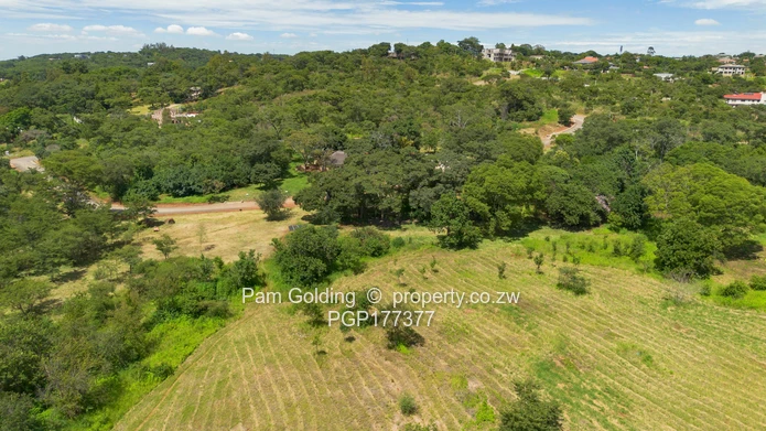 Upmarket Residential Stands in Lifestyle Estate