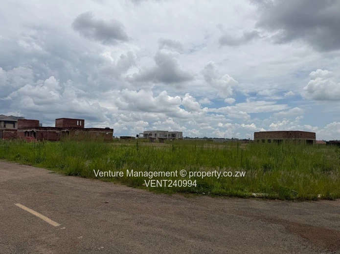 Prime Corner Stand for Sale  Pomona City, Harare North