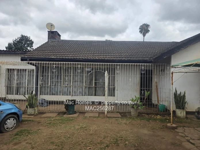 Renovator’S Dream House For Sale – Avondale West