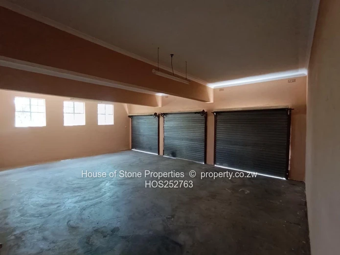 Luxurious Family Home – Folyjon Glen Lorne Sale