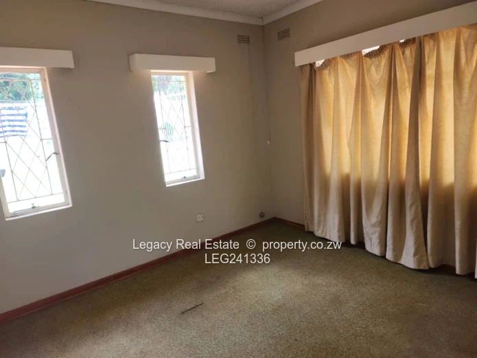 4-Bed Home with Cottage & Pool – Greendale close to Kamfinsa Shops