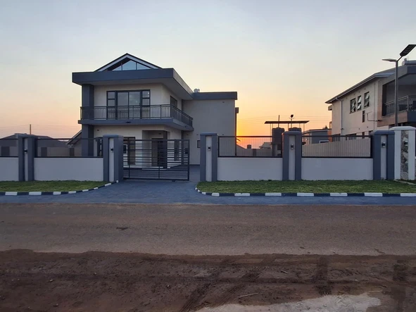 4 Bedroom Townhouse Complex