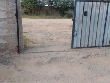 Commercial & Industrial Land