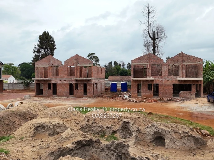 Helensvale townhouse shell for sale (Sole Mandate)