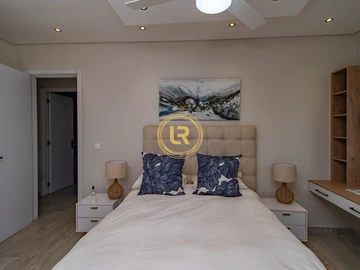 3 Bedroom Flat & Apartment
