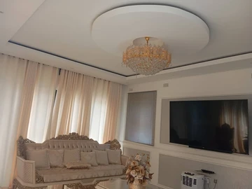 8 Bedroom House