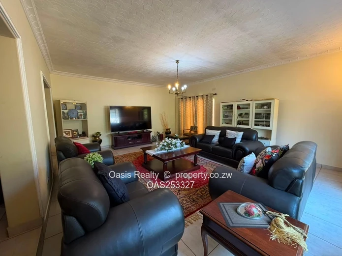 Greystone Park | Substantial One-Acre Family Estate