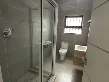 3 Bedroom Garden Flat