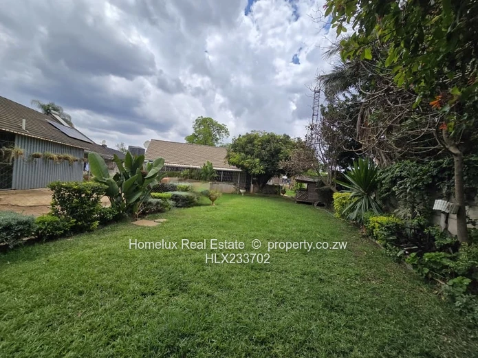 Elegant Eastlea 5-Bedroom Family Home with Separate Cottage |