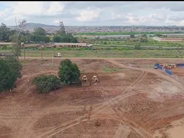 Commercial & Industrial Land