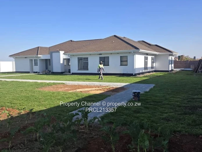 Spacious 7-Bedroom House in Mt Pleasant Heights