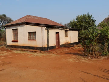 Commercial & Industrial Land