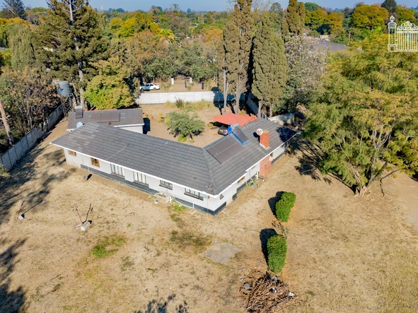 6 Bedroom House